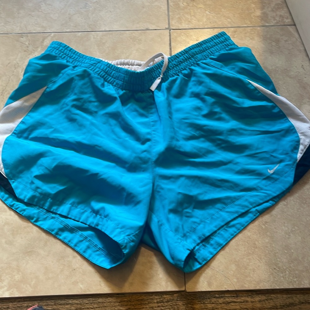 Women’s Nike running short size medium